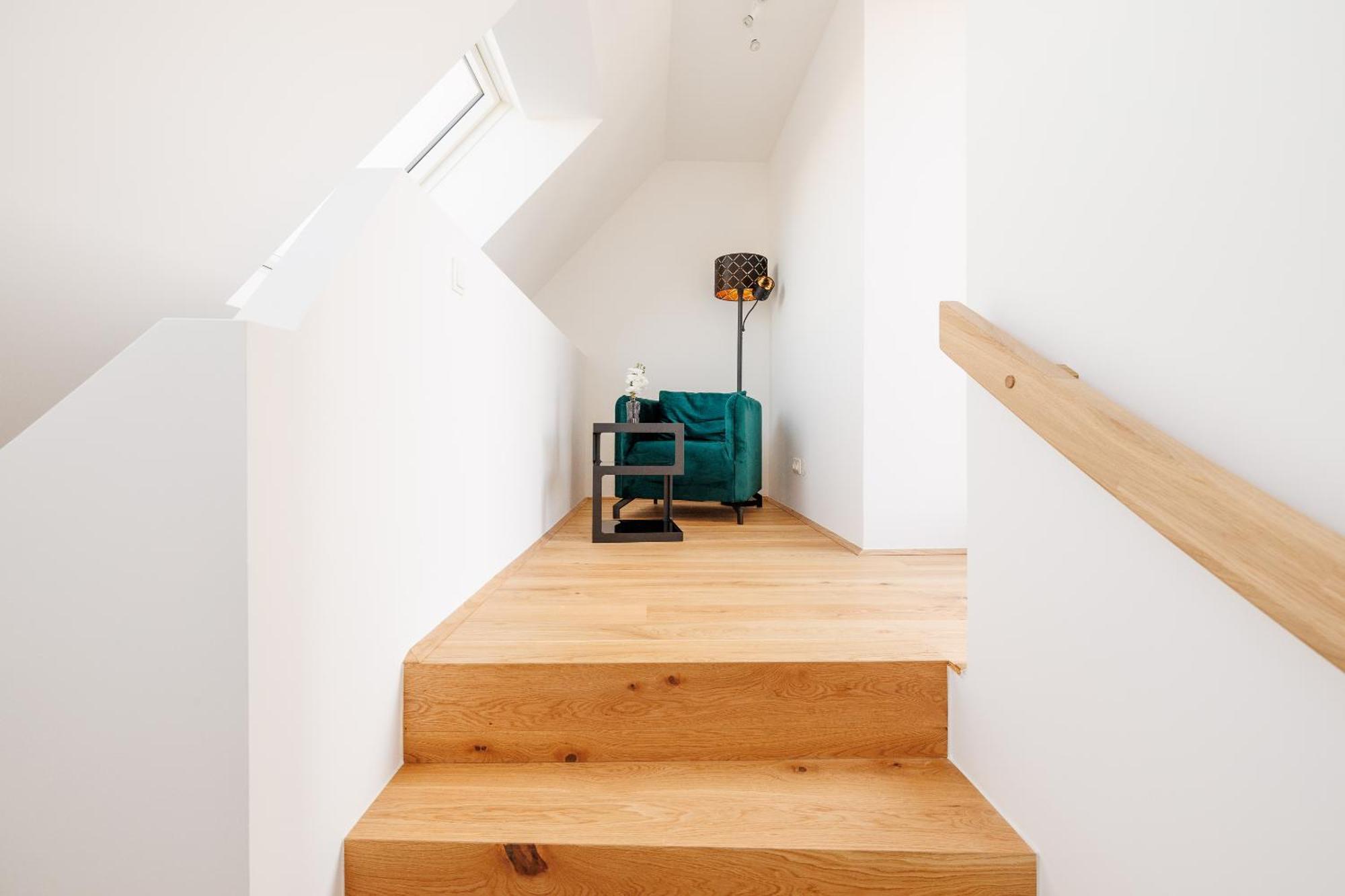 Symphony Apartments 42 - Modern Loft With Terrace And Grill In Central Location Bécs Kültér fotó